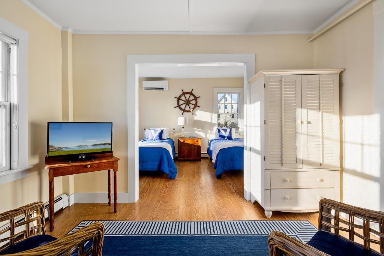 East Wind Inn & Suites Tenants Harbor Екстериор снимка