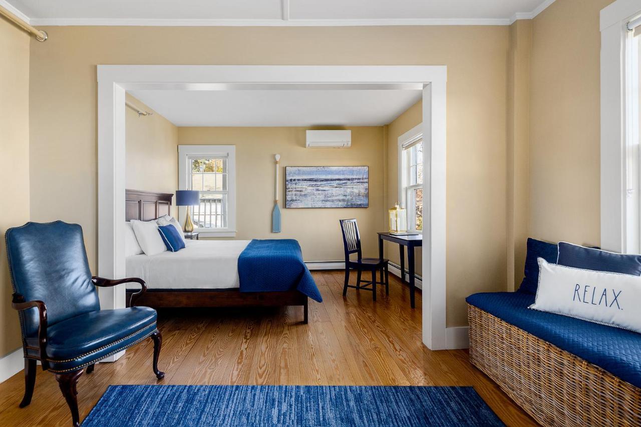 East Wind Inn & Suites Tenants Harbor Екстериор снимка