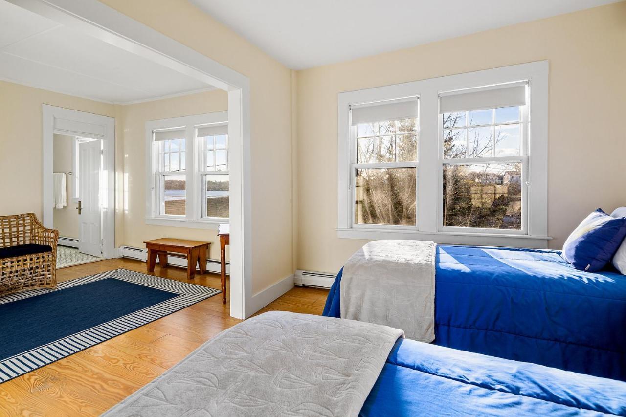 East Wind Inn & Suites Tenants Harbor Екстериор снимка