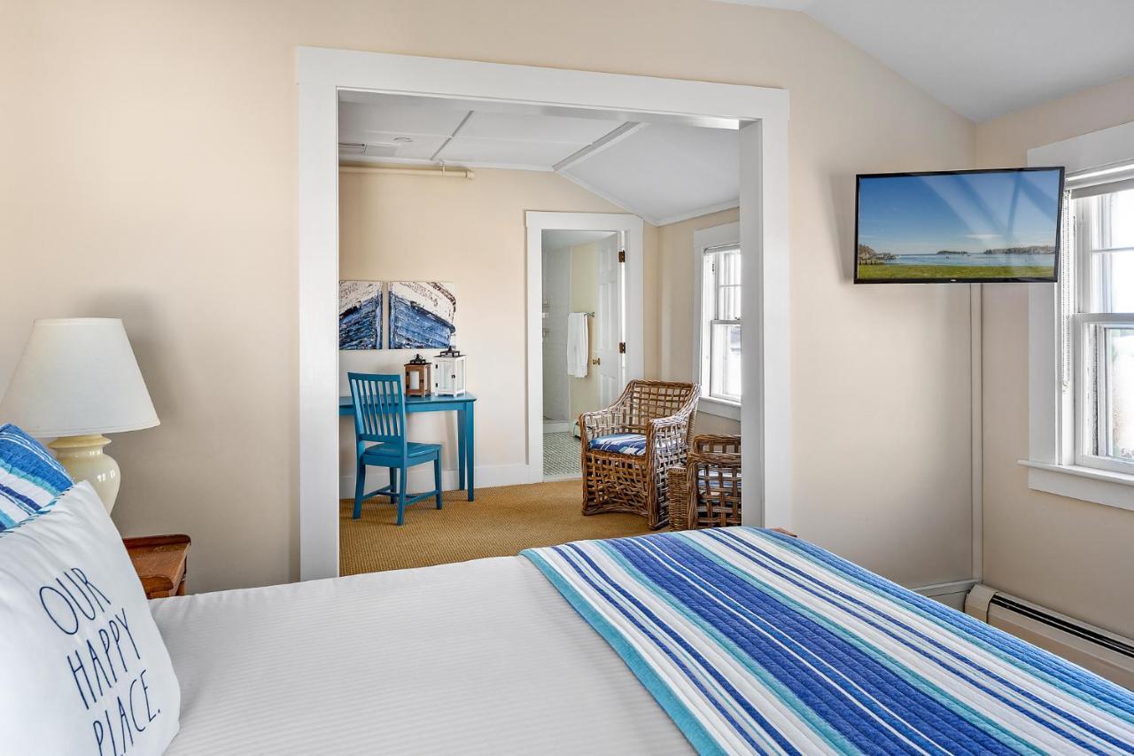 East Wind Inn & Suites Tenants Harbor Екстериор снимка
